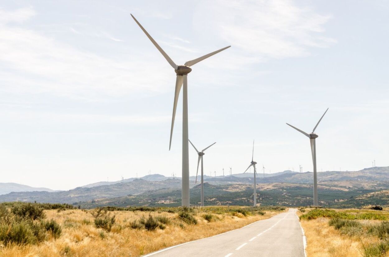 El parque eólico Teruel Clúster Maestrazgo verterá energía limpia a la red a partir de 2026