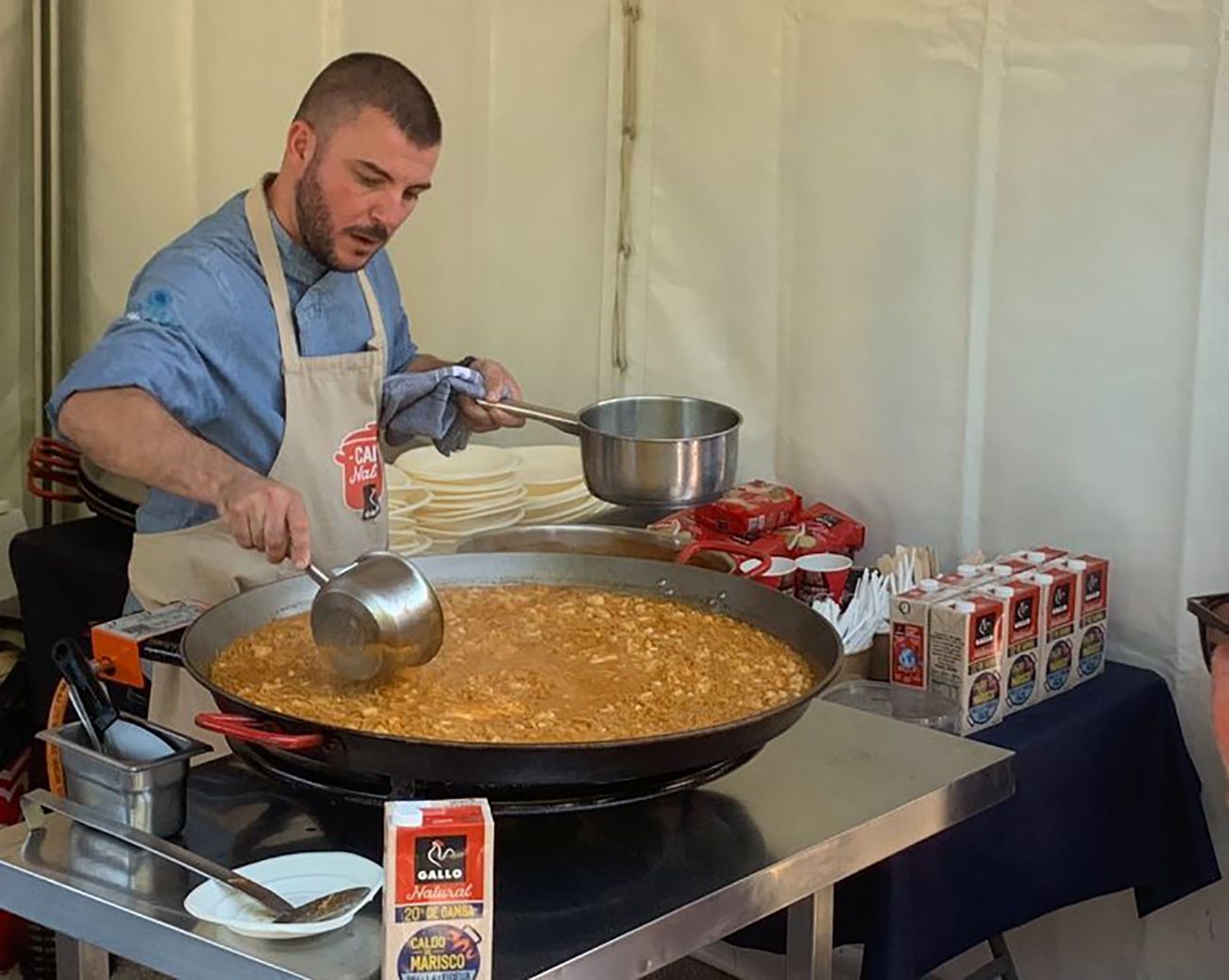 El nuevo caldo natural de marisco de Grupo Gallo, protagonista en el Concurso de Paella de Sueca