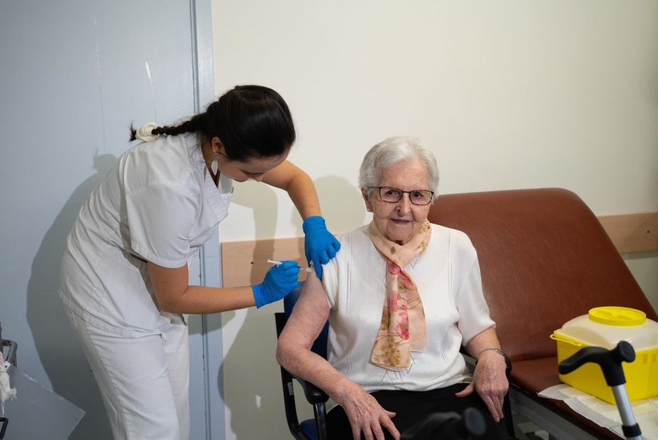 Cuándo empieza la campaña de vacunación de gripe y Covid 2024-2025 en Extremadura