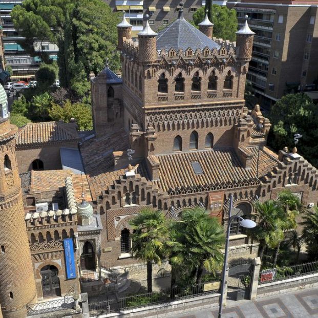 Palacio de  Laredo (el Centro Internacional de Estudios Históricos Cisneros y Museo Cisneriano de Alcalá de Henares) 