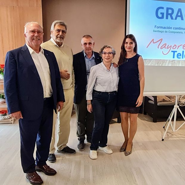 Voluntarios de AGMT participan en una jornada de formación (AGMT)