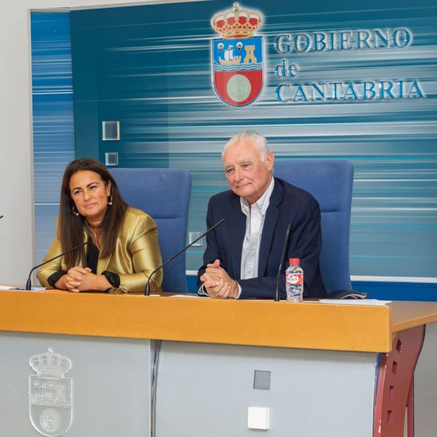 La consejera de Inclusión Social, Juventud, Familias e Igualdad, Begoña Gómez del Río, presenta, en rueda de prensa, la Feria de Mayores