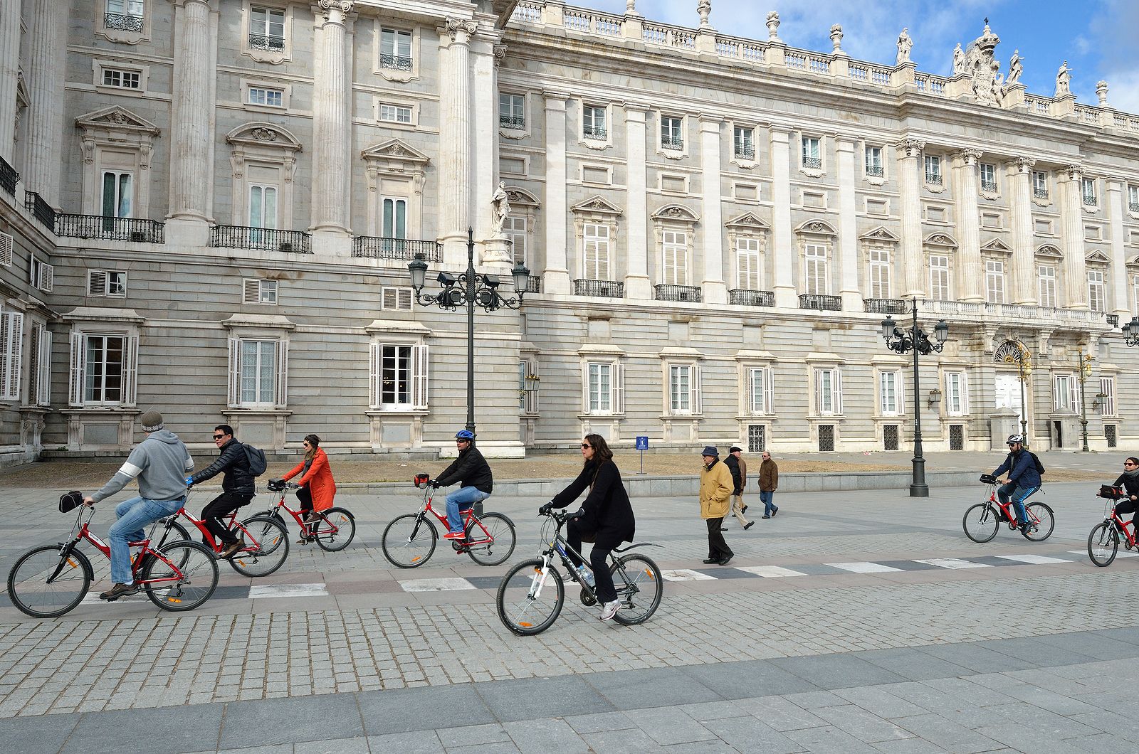 Madrid elimina de sus calles las bicicletas de alquiler privado