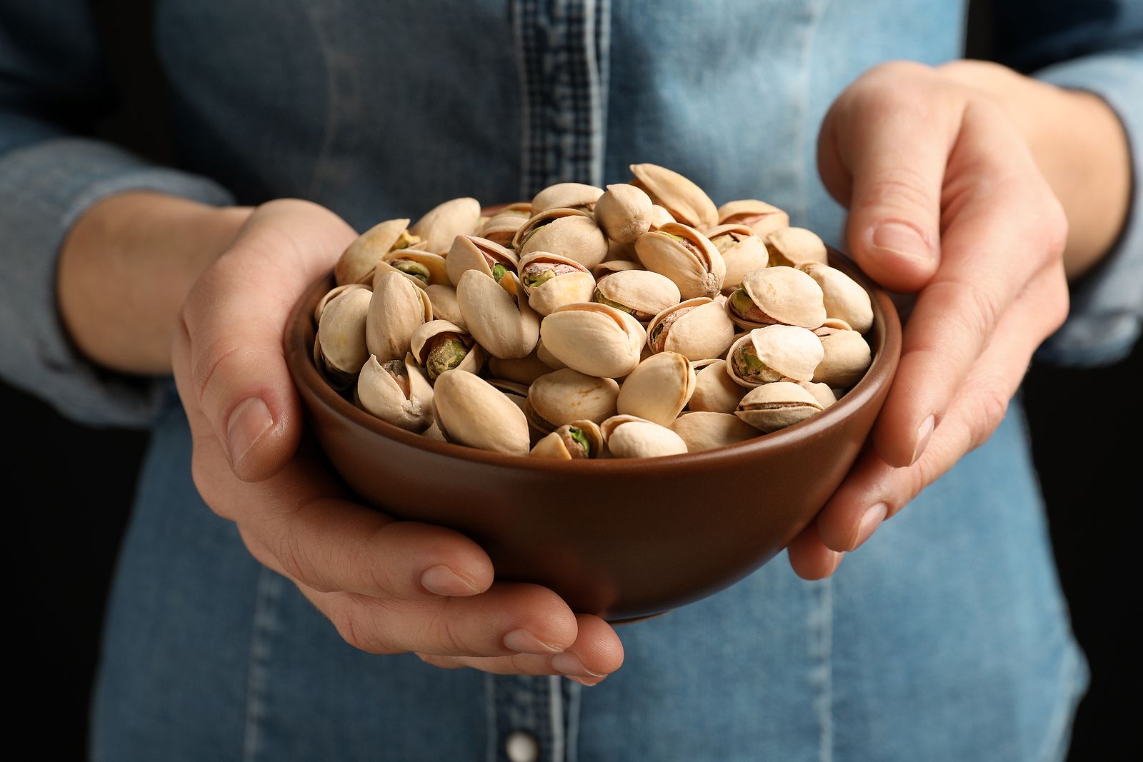 El nuevo beneficio de los pistachos: comerlos a diario mejora la salud ocular a diario. Fuente: Big stock