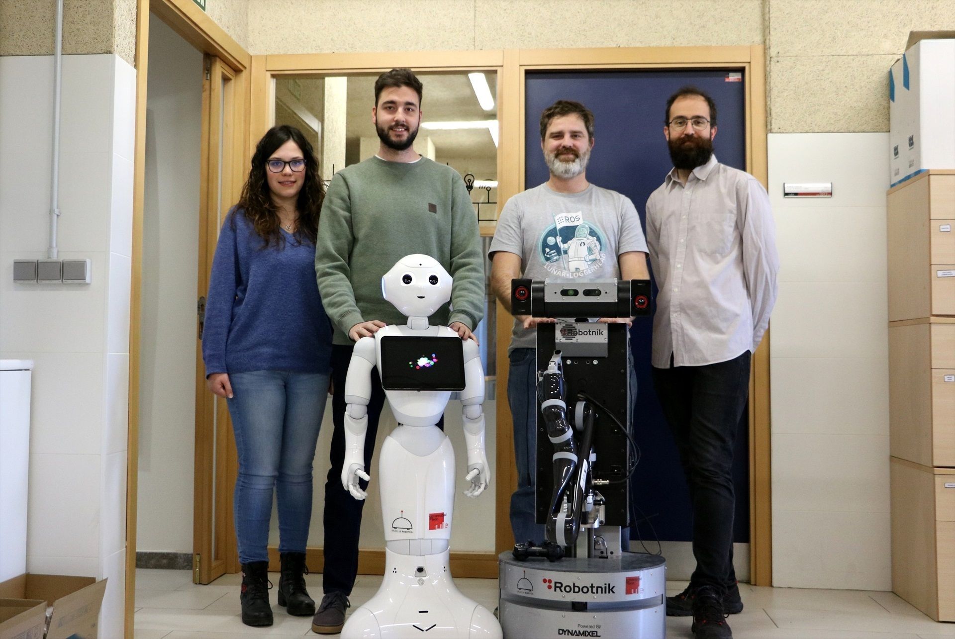 'Copito' y 'Temi', los robots que revolucionan dos residencias de mayores de Castilla y León