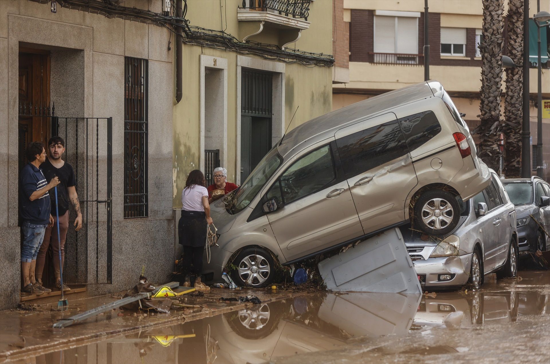 La peor DANA del siglo deja decenas de muertos, innumerables daños y residencias de mayores anegadas