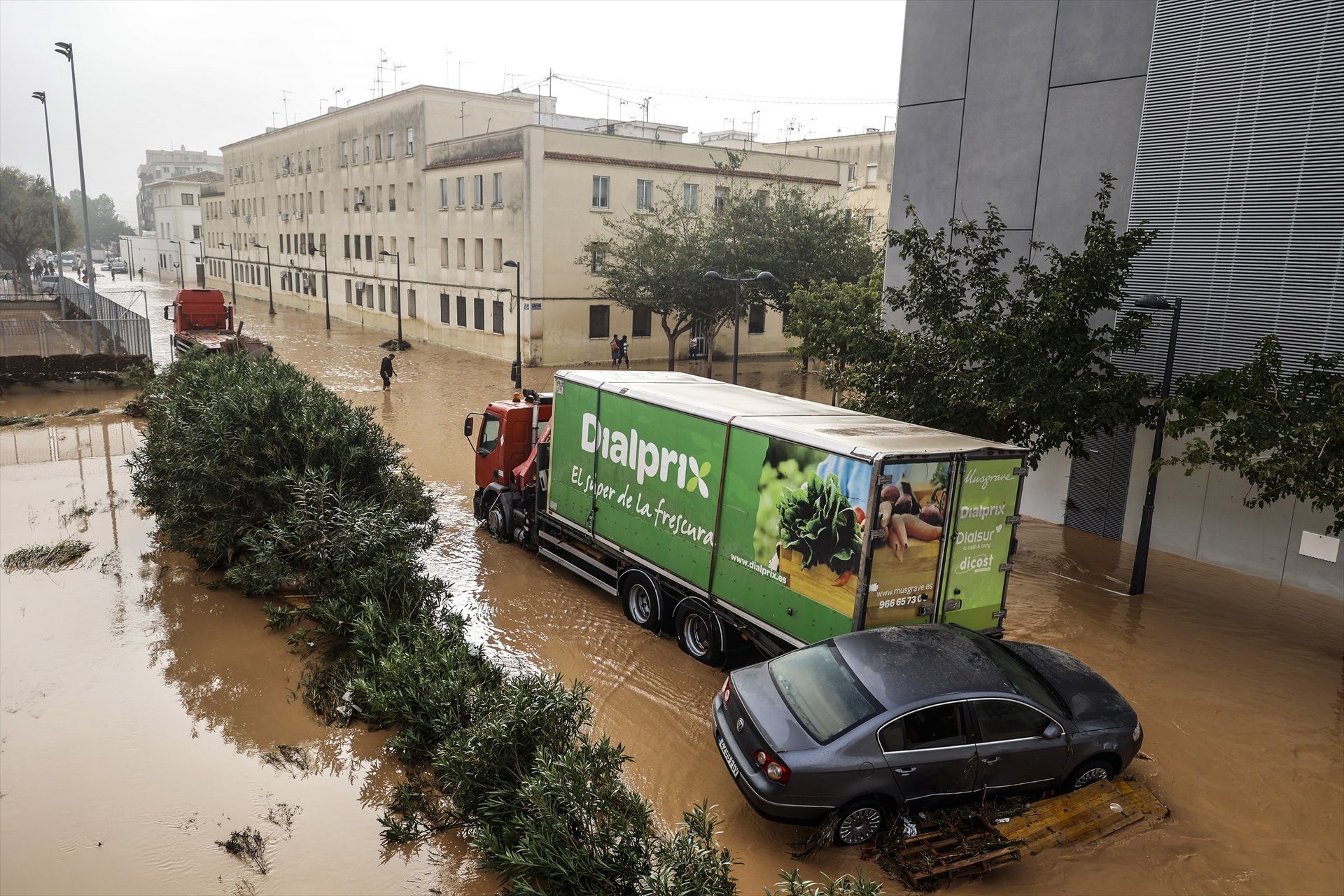 ¿Cómo debemos conducir en una zona inundada por la DANA?