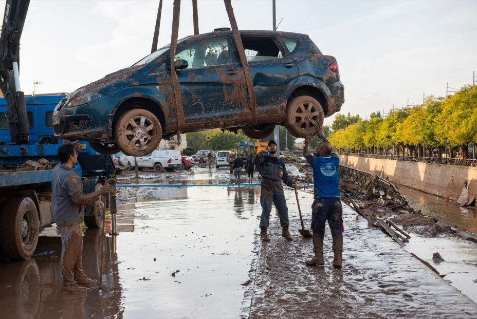 Los talleres aconsejan no arrancar los vehículos afectados por la DANA para evitar rotura de motor