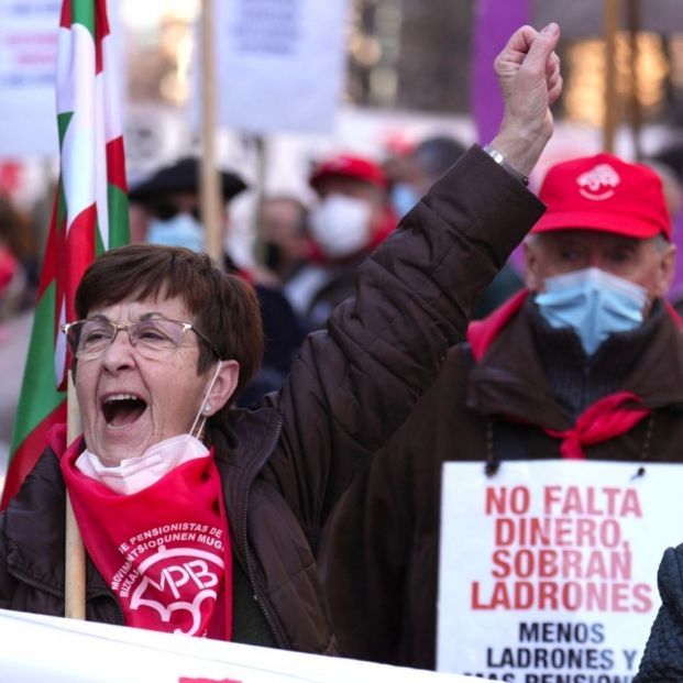 europapress pensionistas manifestacion exigir pensiones dignas 