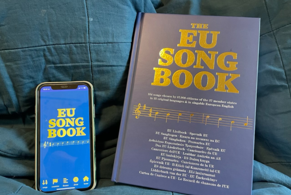 Desde Nino Bravo hasta Serrat: todos los artistas españoles que aparecen en el Cancionero de la UE (The European Union Songbook Association)