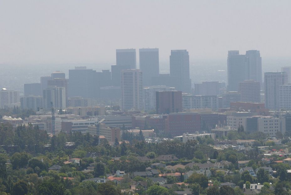 Un estudio revela que la contaminación del aire puede dañar tu piel