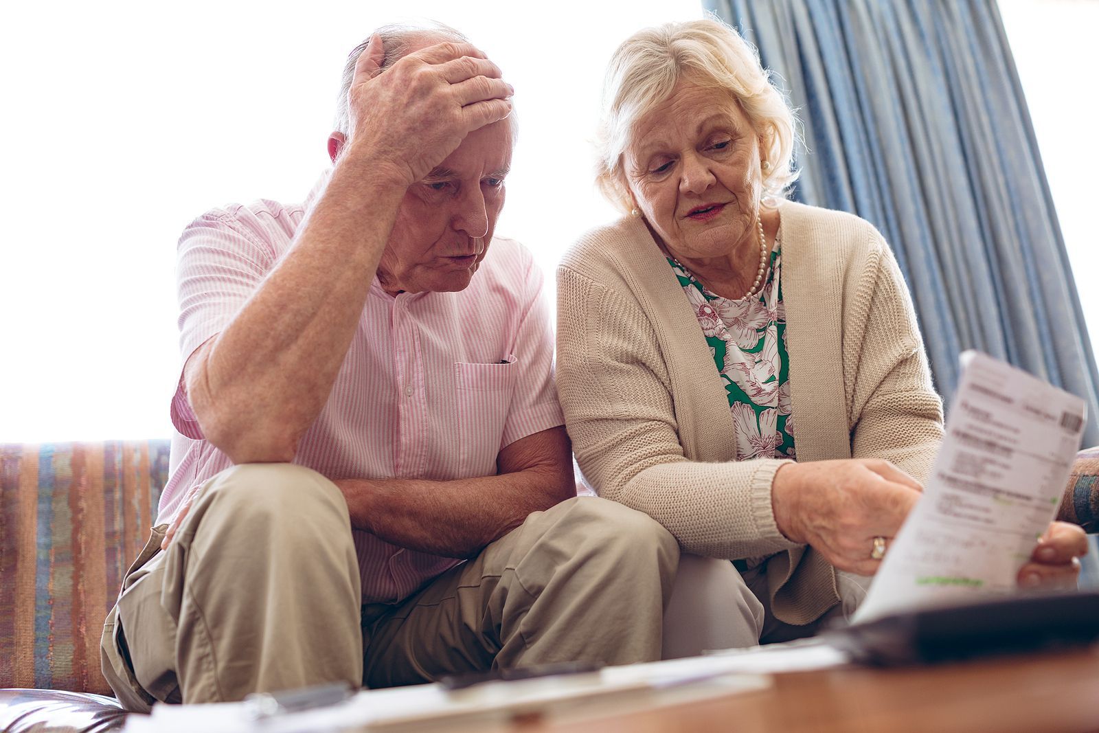 Los mayores se enfrentan a subidas de hasta el 20% en sus seguros de salud. Foto: Bigstock