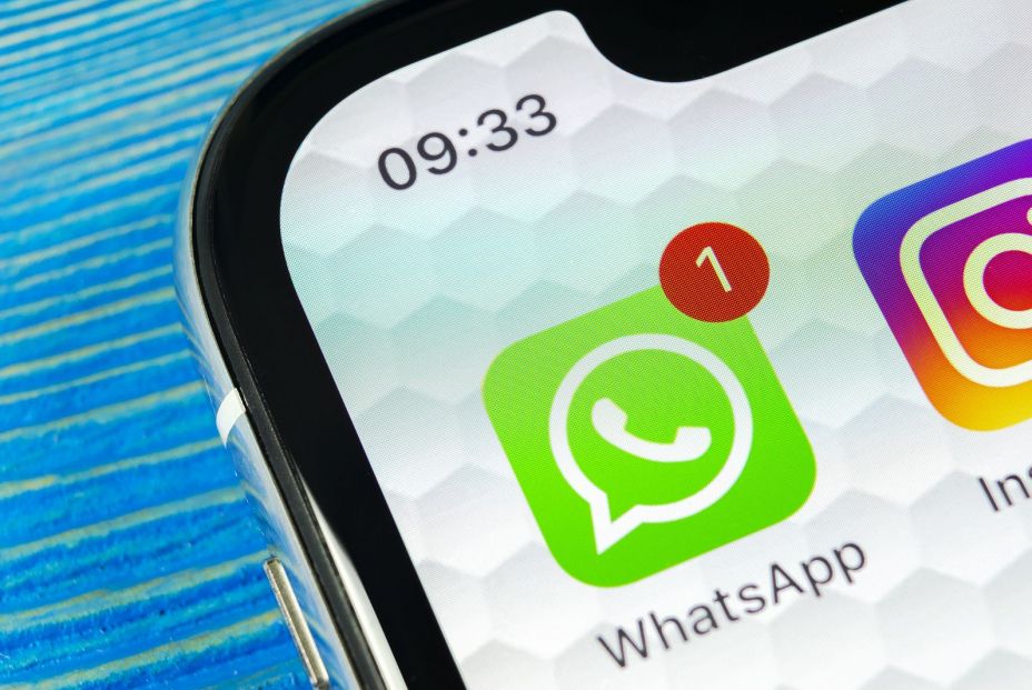 IA, Google y Whatsapp: lo más usado en España este 2024. Fuente:BigStock