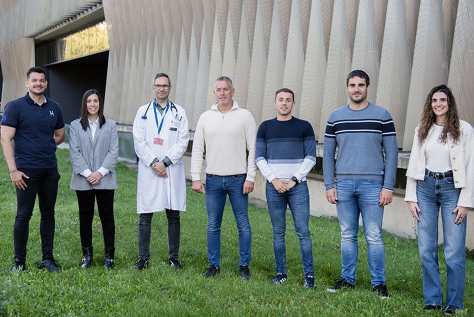 Foto de miembros del grupo. De izquierda a derecha: Robinson Ramírez, Yesenia García Alonso, Julio Oteiza, Mikel Izquierdo, Gaizka Legarra, Sergio Oscoz y Nora García Alonso. Fuente: UPNA