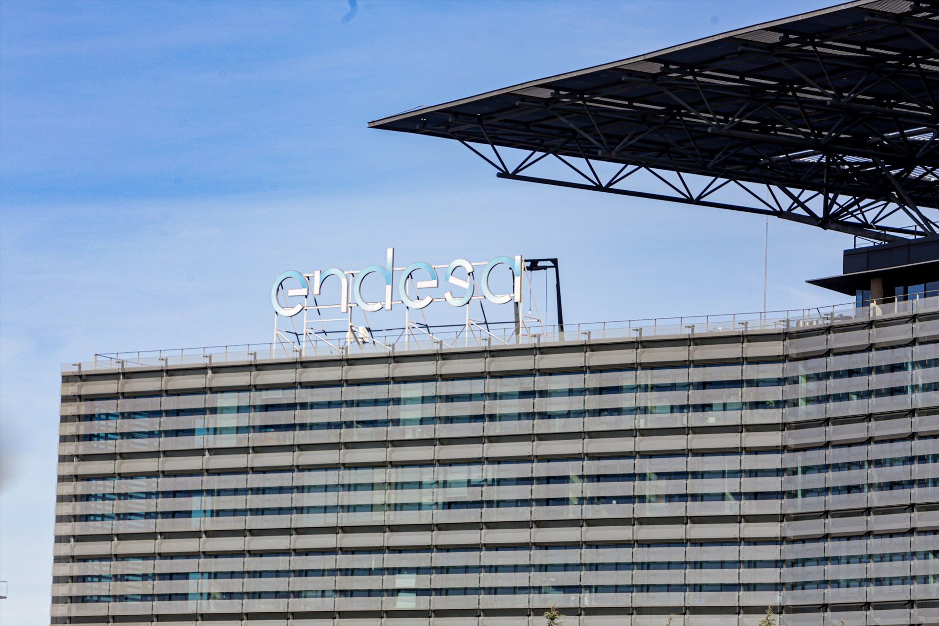 Fuga de clientes en Endesa: "Estamos preocupados"