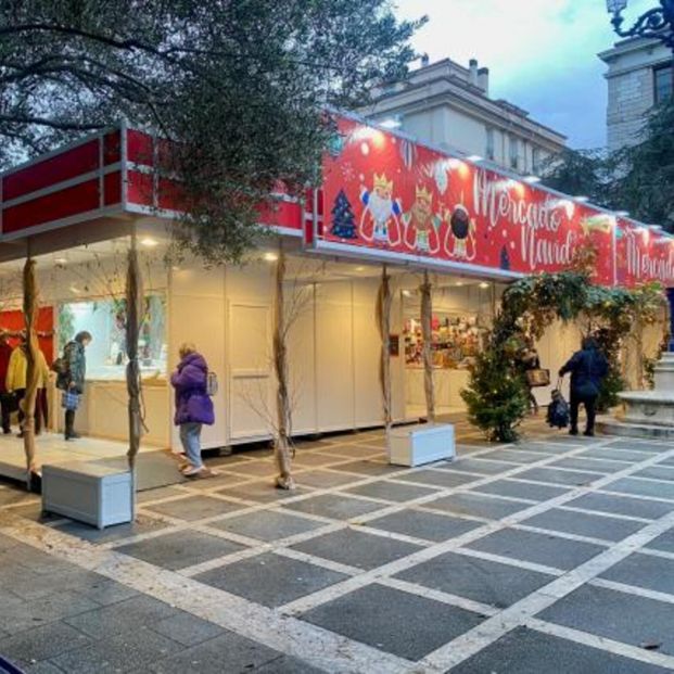 Imagen del mercadillo de la plaza de Pombo (Santander). Fuente: Ayuntamiento de Santander