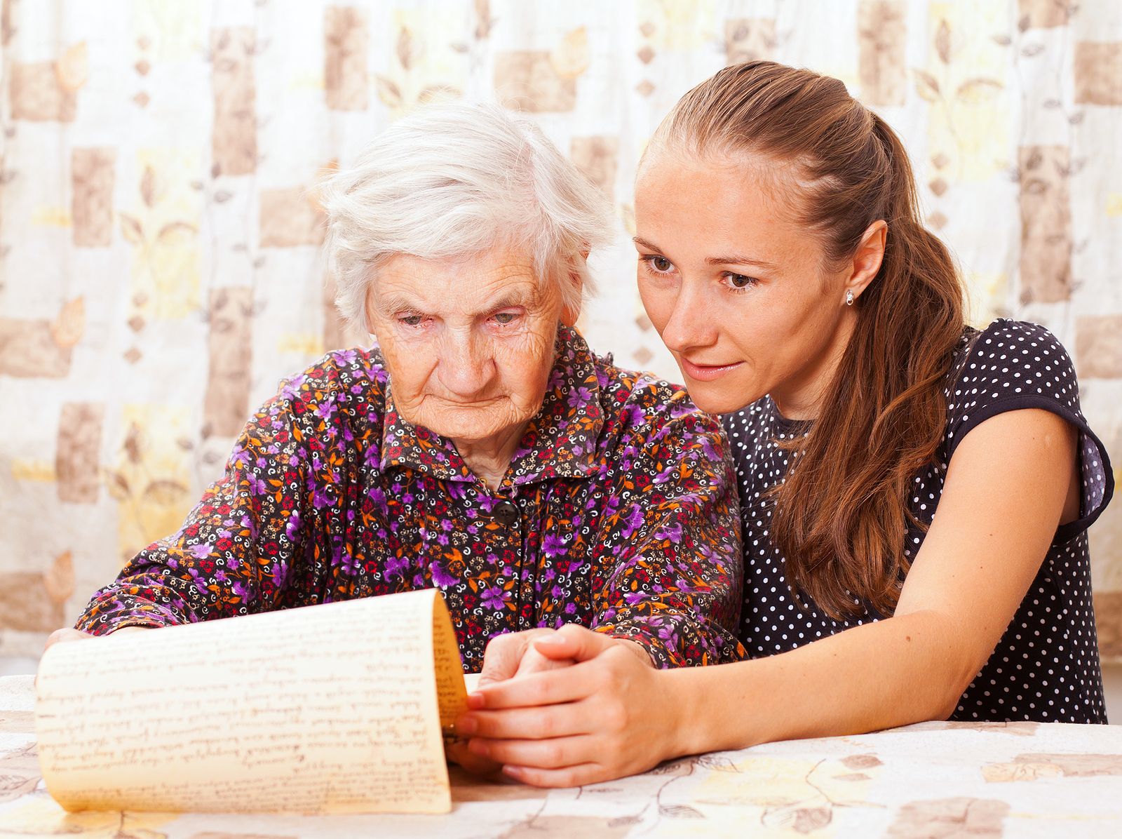 'Una carta para un abuelo': la iniciativa para que los mayores no se sientan solos esta Navidad