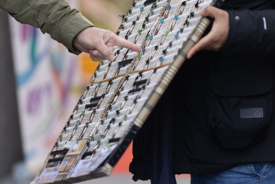 Alambre, copa, lira, paraguas, tolva... Los términos clave del sorteo de la Lotería de Navidad