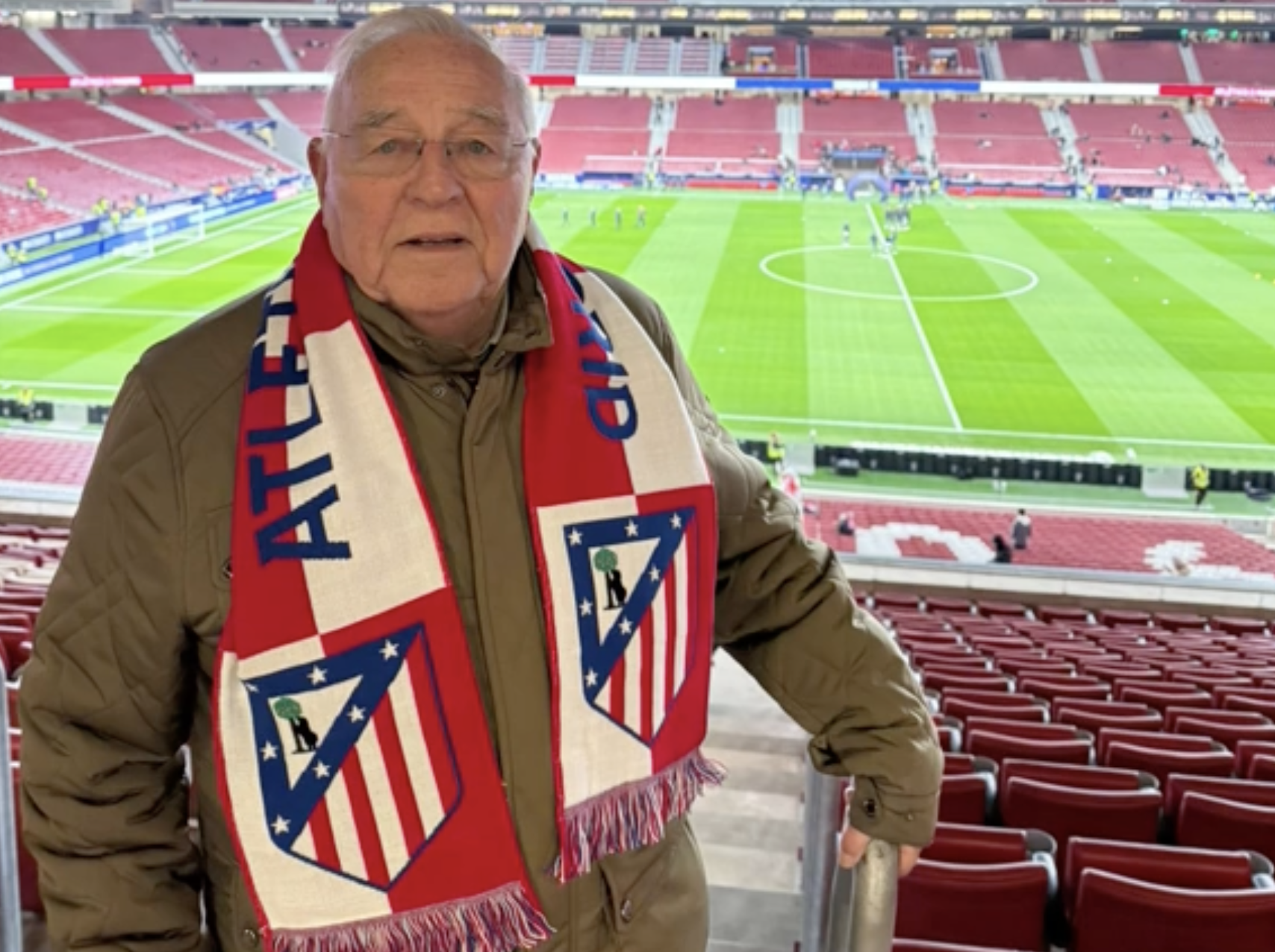 Cumple su sueño de ver al Atlético de Madrid en el Metropolitano: "Ya me puedo morir tranquilo"