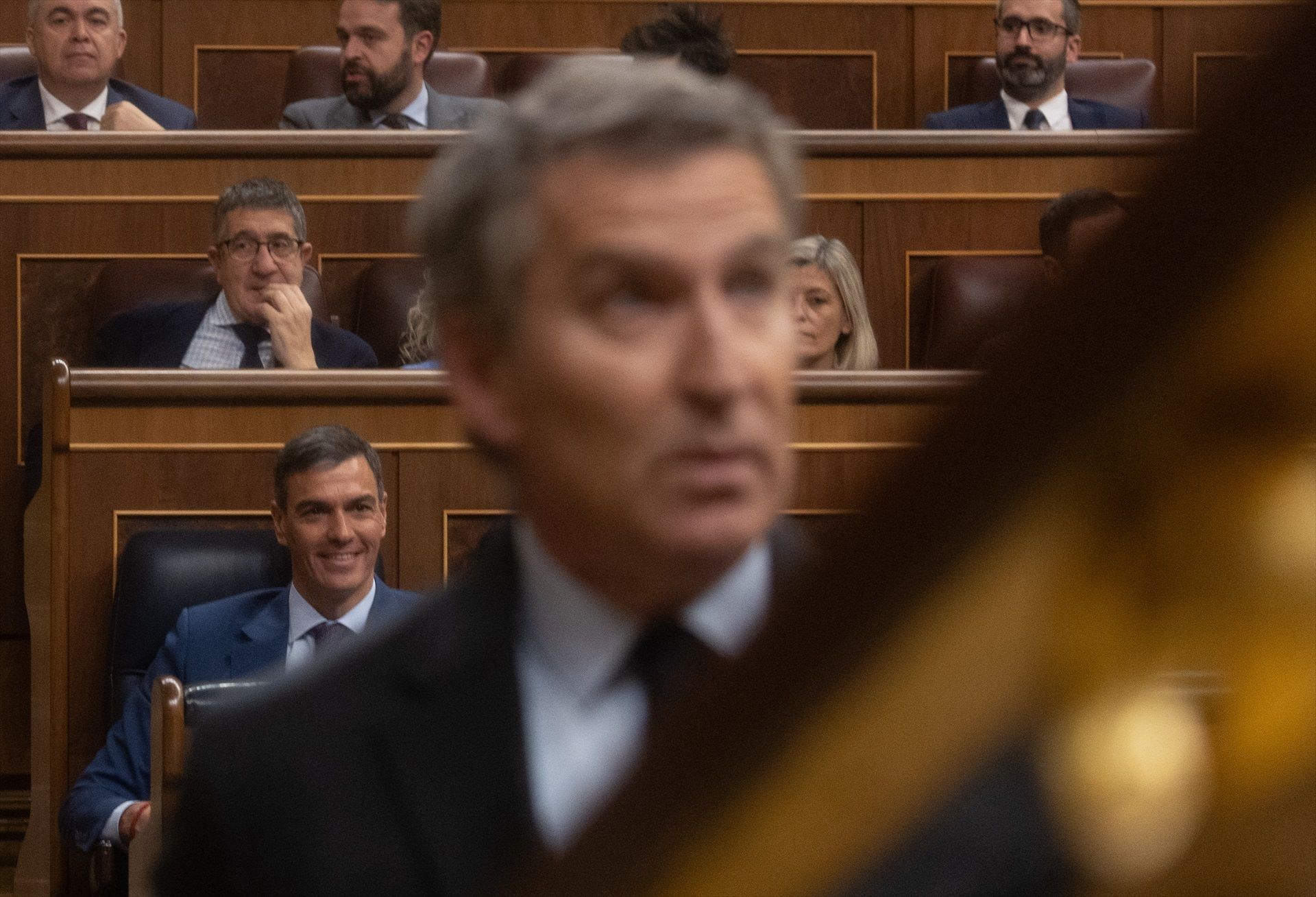 El último CIS del año estrecha la distancia del PSOE sobre el PP a menos de cuatro puntos