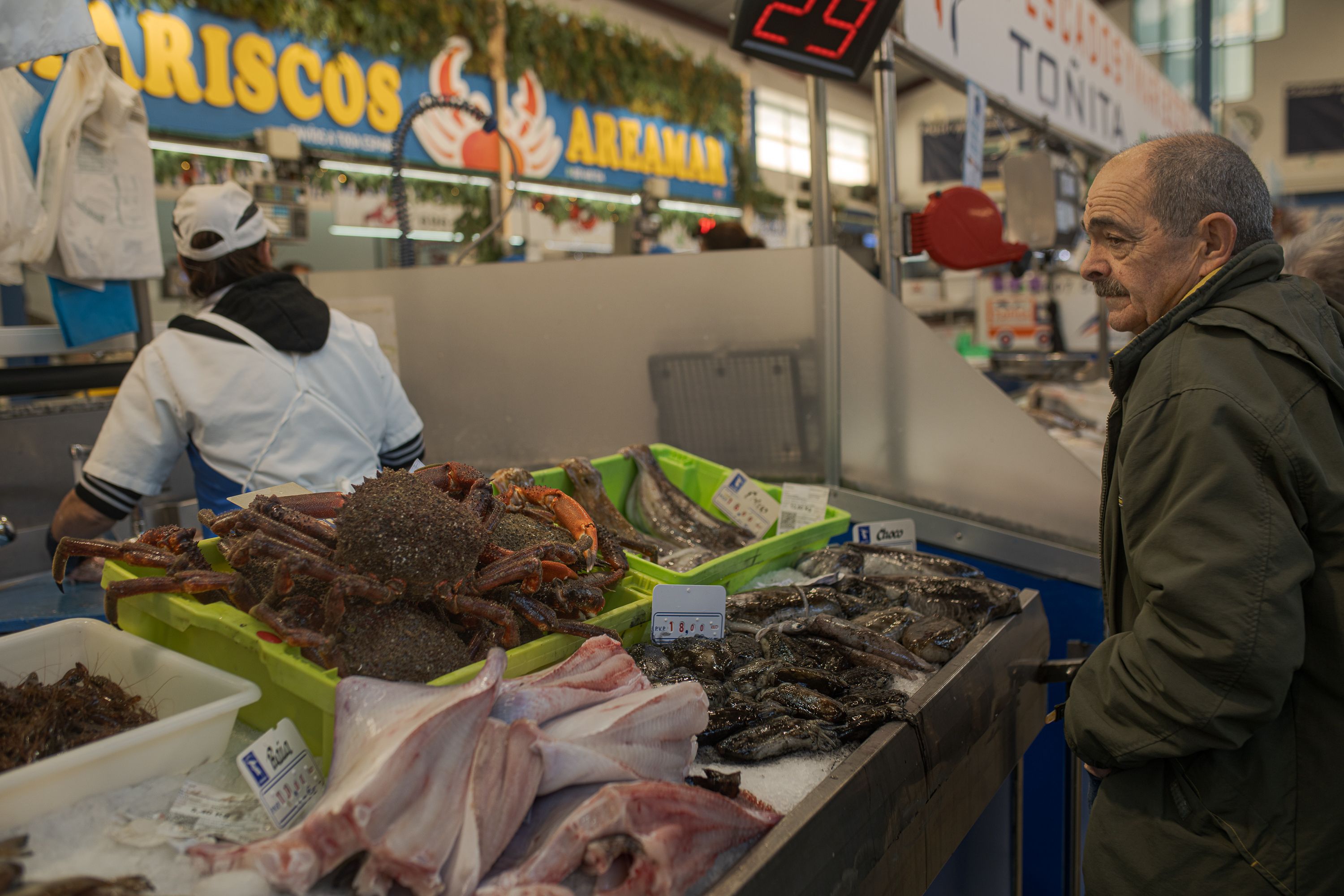 Percebes, almejas y merluza por las nubes: los alimentos de Navidad disparan su precio un 12,3%. Foto: EuropaPress