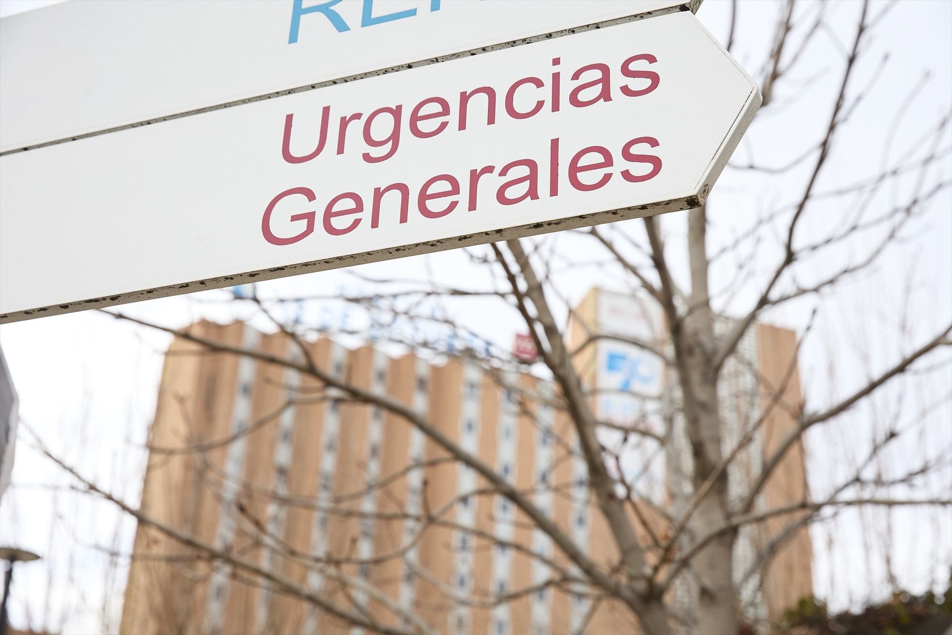 La epidemia de gripe tensiona el sistema: alertan del "colapso" de las Urgencias en 12 comunidades