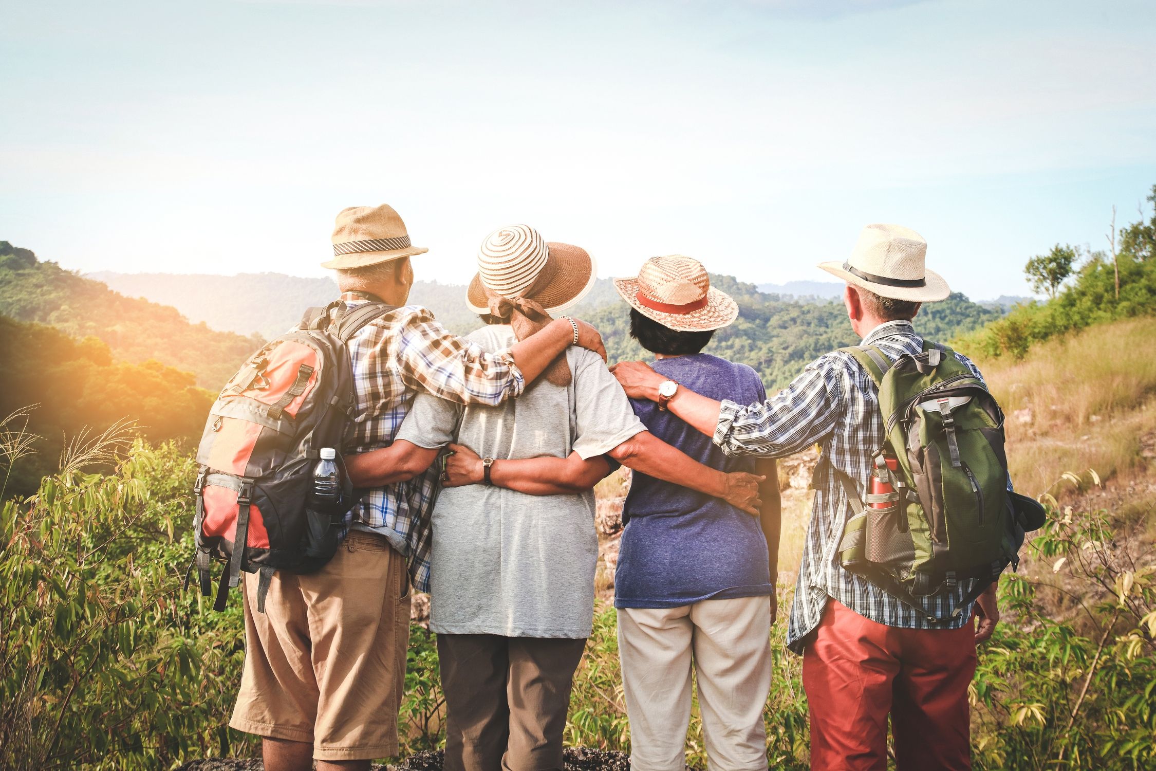 Tres rutas senderistas para sénior en Andalucía (Bigstock)