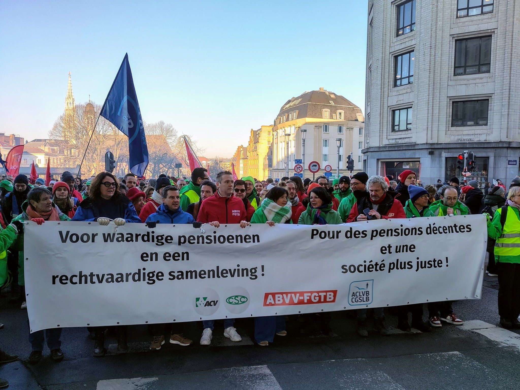 Bélgica se echa a la calle contra los planes para recortar las pensiones