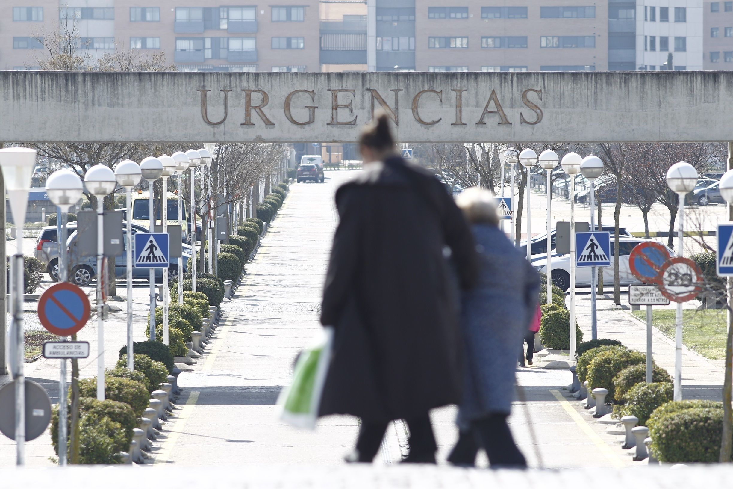 Los 5 virus que están saturando los servicios de salud en España