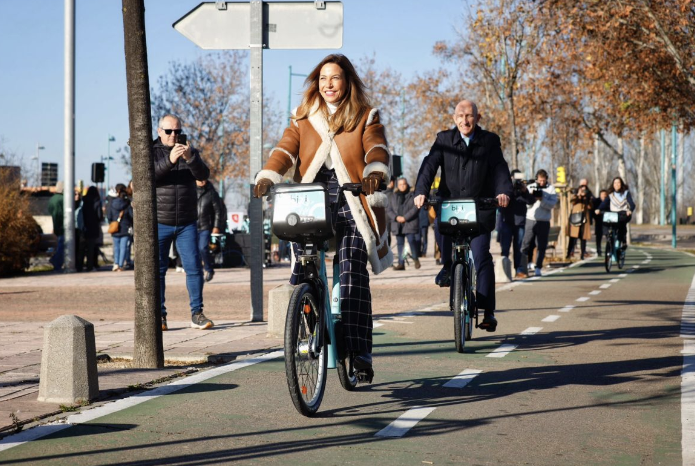 Zaragoza y Serveo estrenan el tercer servicio con más bicicletas públicas de España