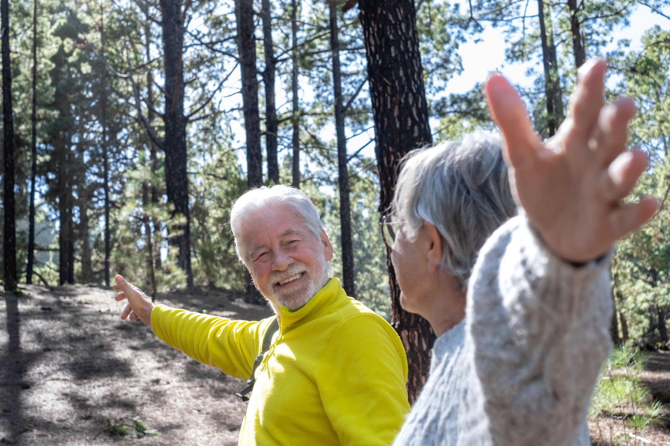 Cáceres lanza un programa pionero para promover el envejecimiento activo en mayores del rural (Bigstock)