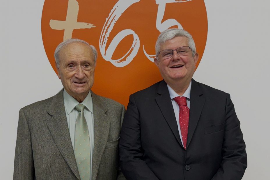 El doctor Pedro Guillén (izquierda) con el presidente del Comité Médico de Cuídate+, José Ramón Calvo. 