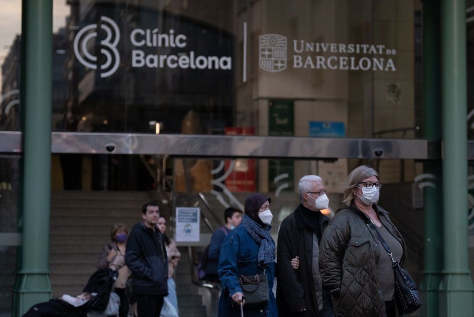 Repunte de casos de gripe: la epidemia no termina de tocar techo en Cataluña y Madrid