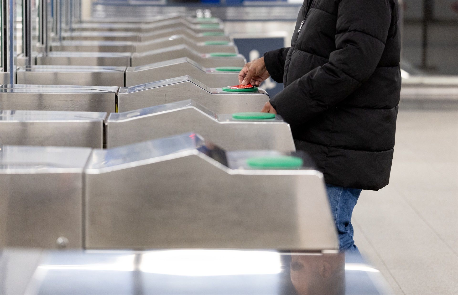 Los abonos gratis de Renfe y los descuentos en el transporte público vuelven este jueves