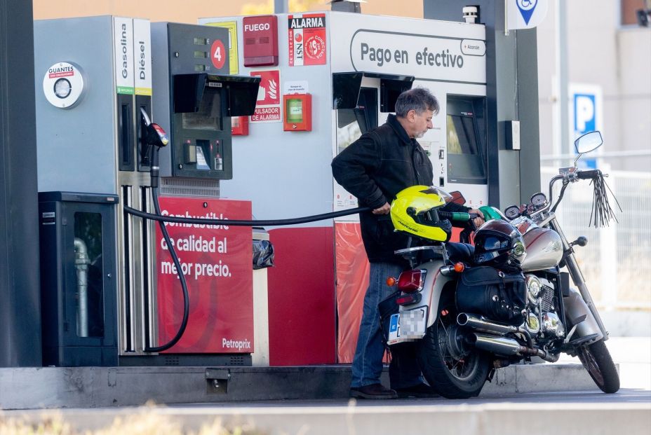 Gasolina y diésel suben por séptima semana consecutiva y ya son un 5% más caros que en diciembre