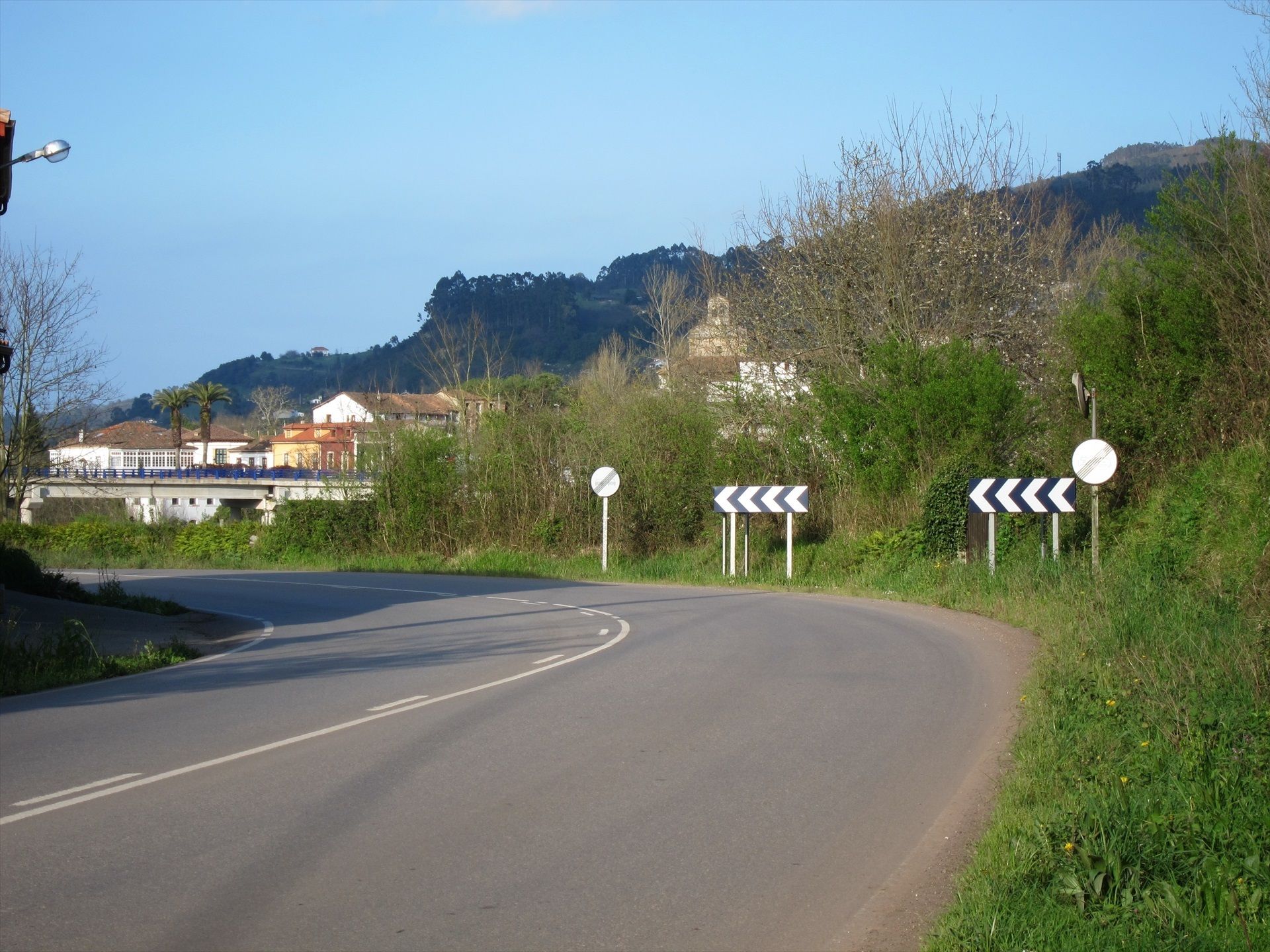 Trece carreteras españolas concentran el 52% de tramos peligrosos, según un estudio del RACC