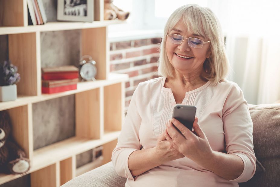 El uso del smartphone en España durante 2024: tiempo de uso y actividades principales