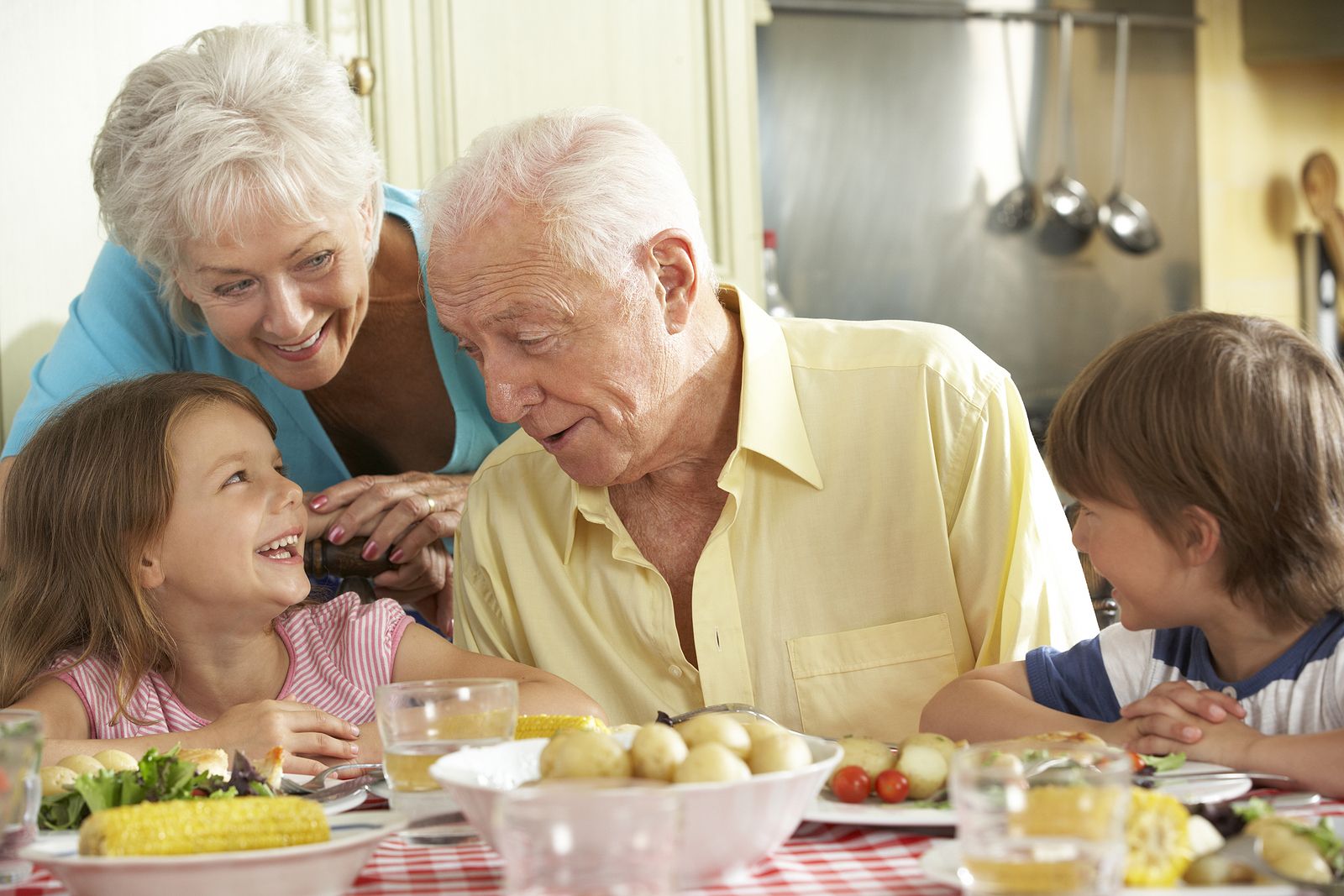 ¿Cuántos años viviremos? La clave puede estar en nuestros abuelos