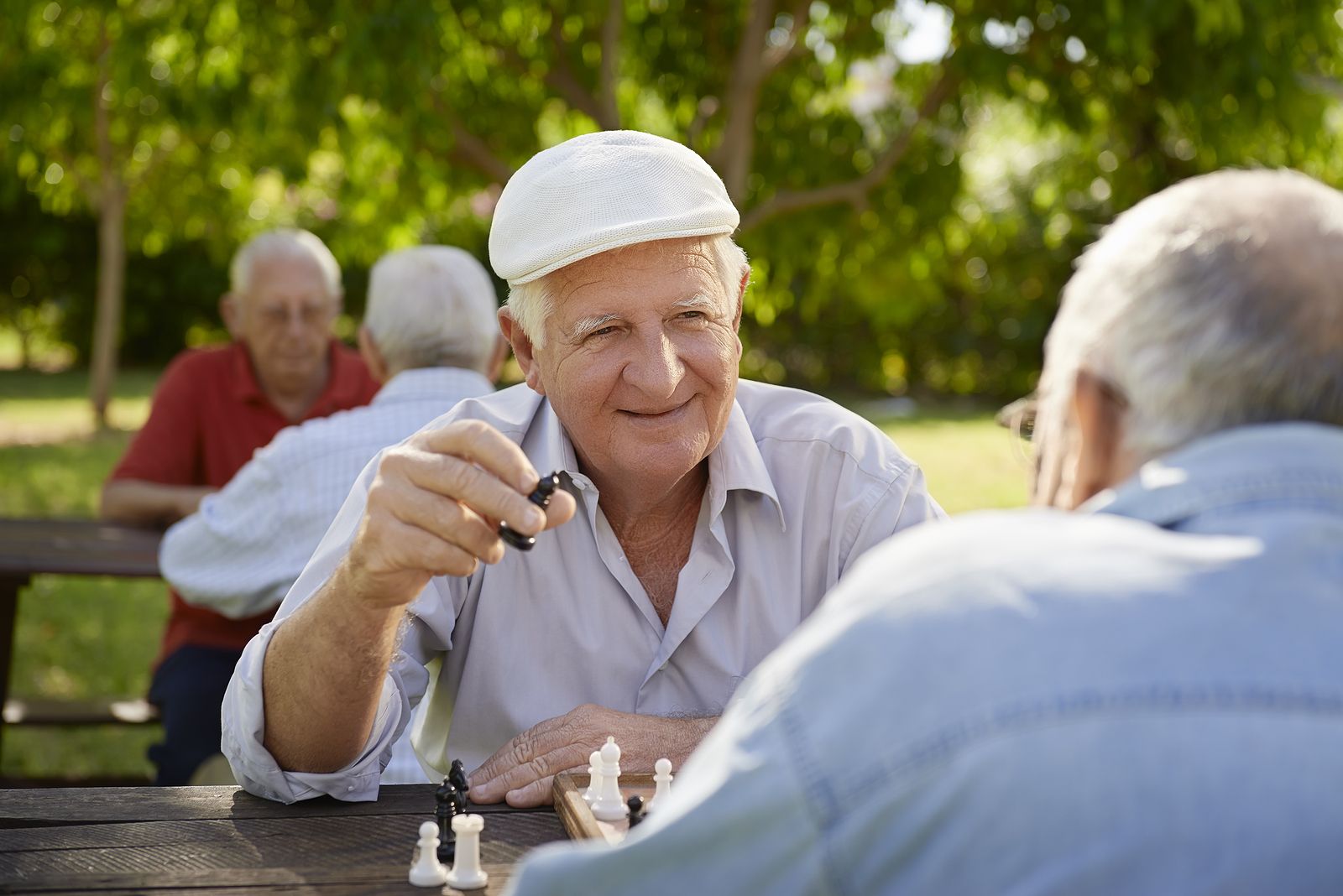 Ser sociable tiene premio: ayuda a retrasar la demencia