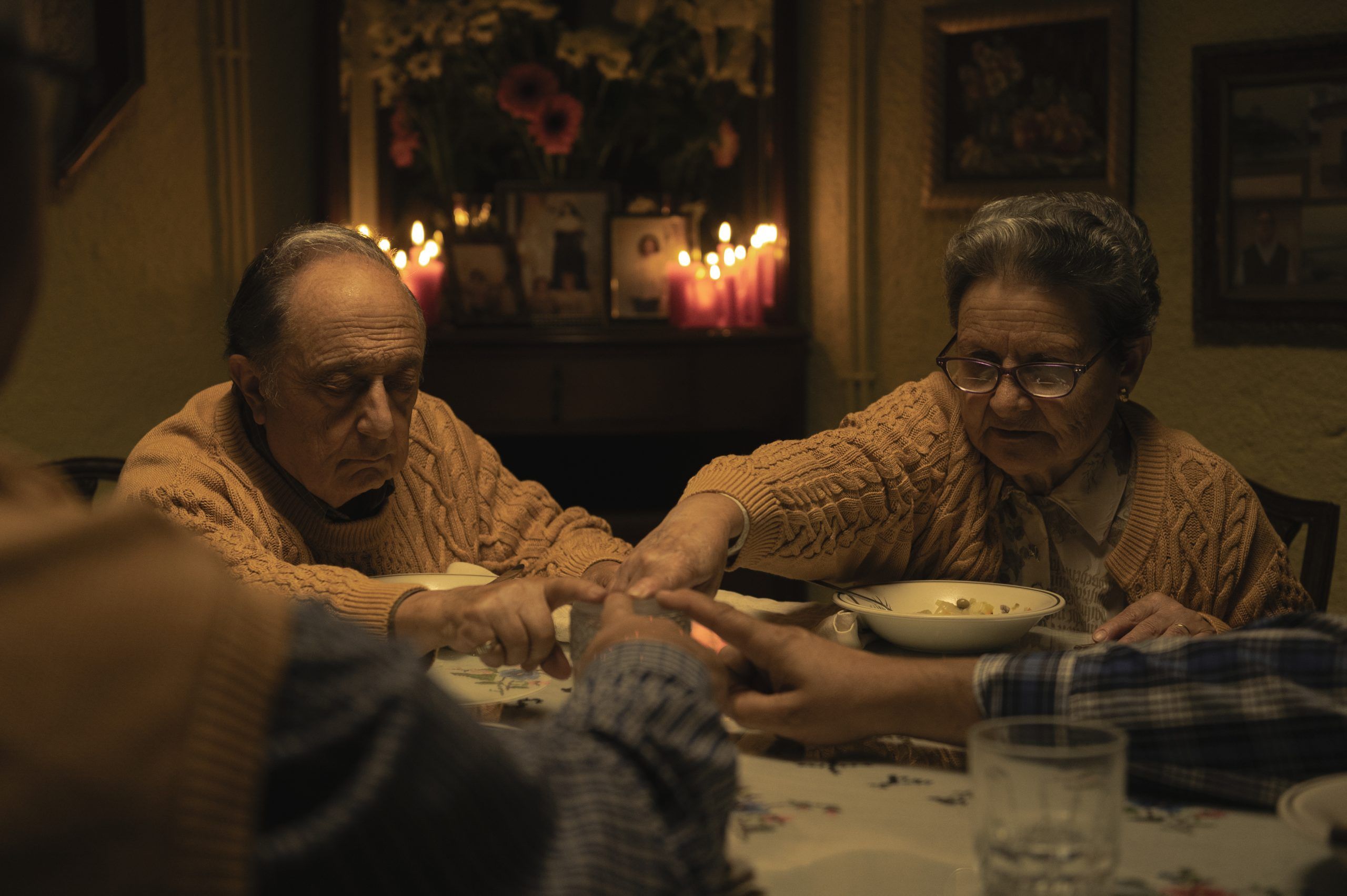 Los sénior llegan a los cines para resolver el misterio del 'Bodegón con fantasmas'