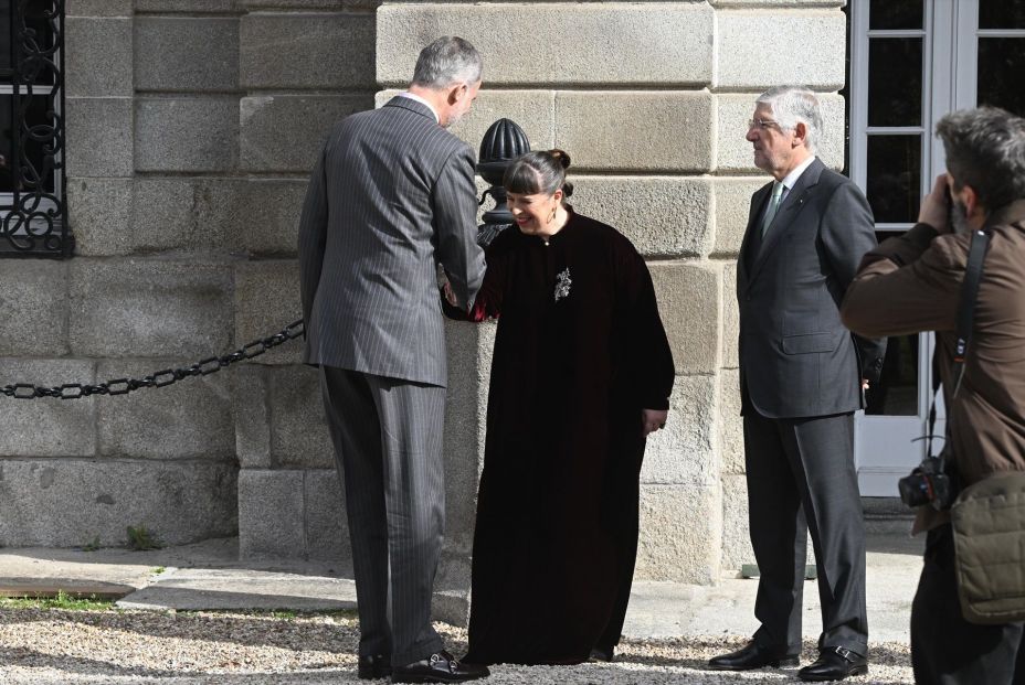 EuropaPress. Llega a Madrid Joana Vasconcelos con una exposición de ganchillo, fado y feminismo