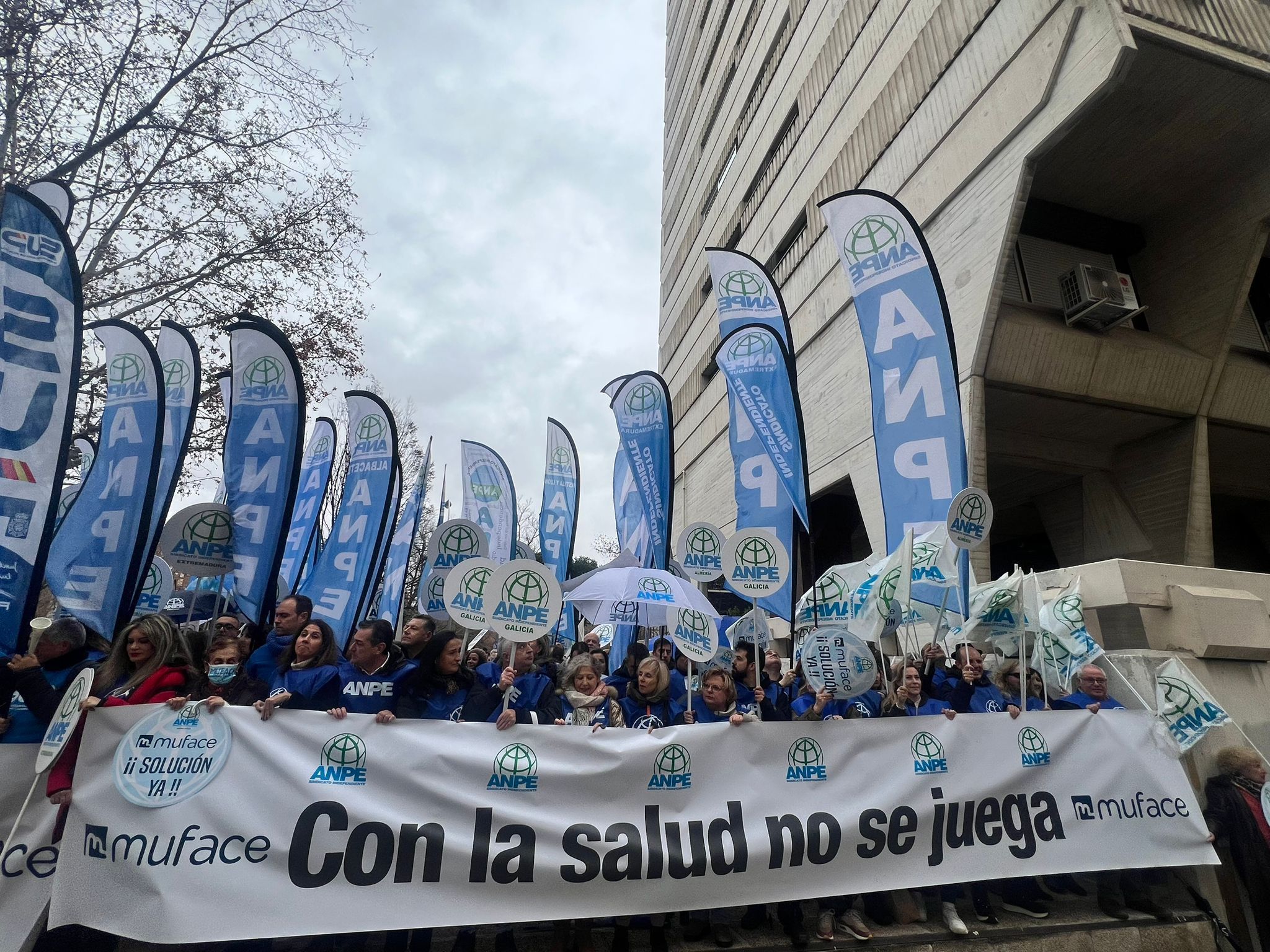 Los funcionarios elevan la presión sobre el Gobierno por Muface: más protestas durante todo un mes