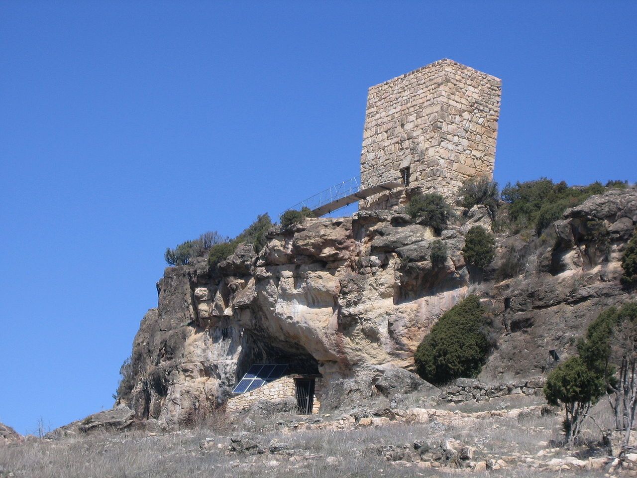 Descubre la Cueva de los Casares: ¡un tesoro prehistórico en Guadalajara que no te puedes perder!