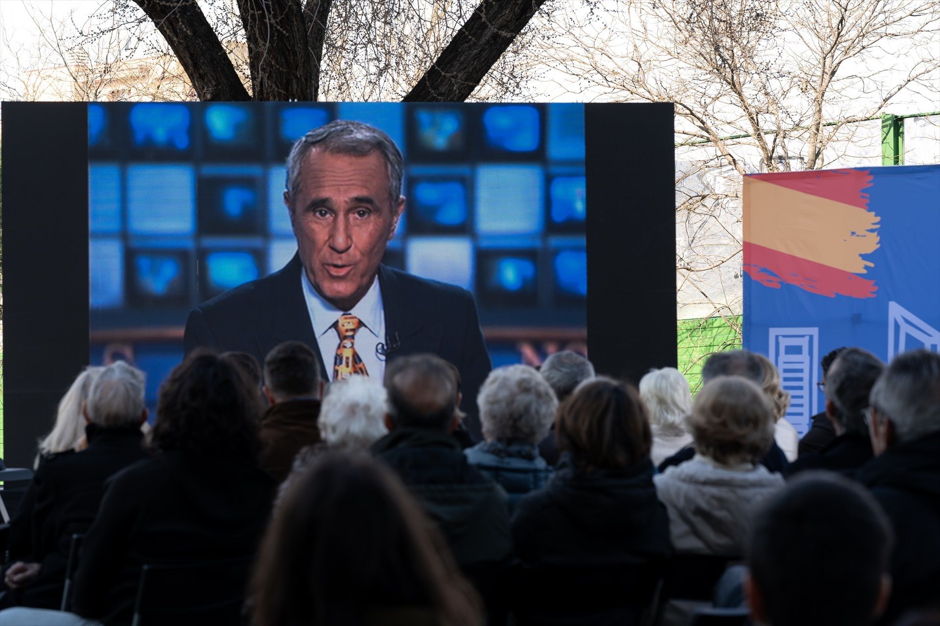 José María Carrascal ya tiene su parque en la Ciudad de los Periodistas de Madrid