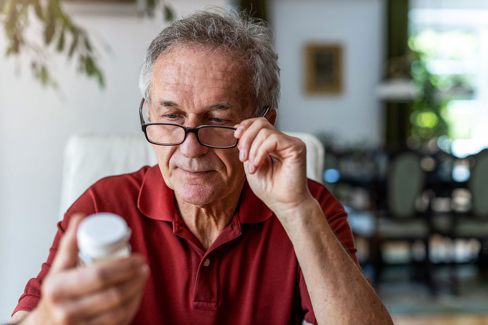 Sanidad asegura que mantendrá los prospectos de medicamentos en papel "el tiempo necesario"