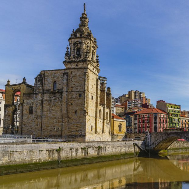 Iglesia de San Antón (Bilbao). Fuente: Bigstock