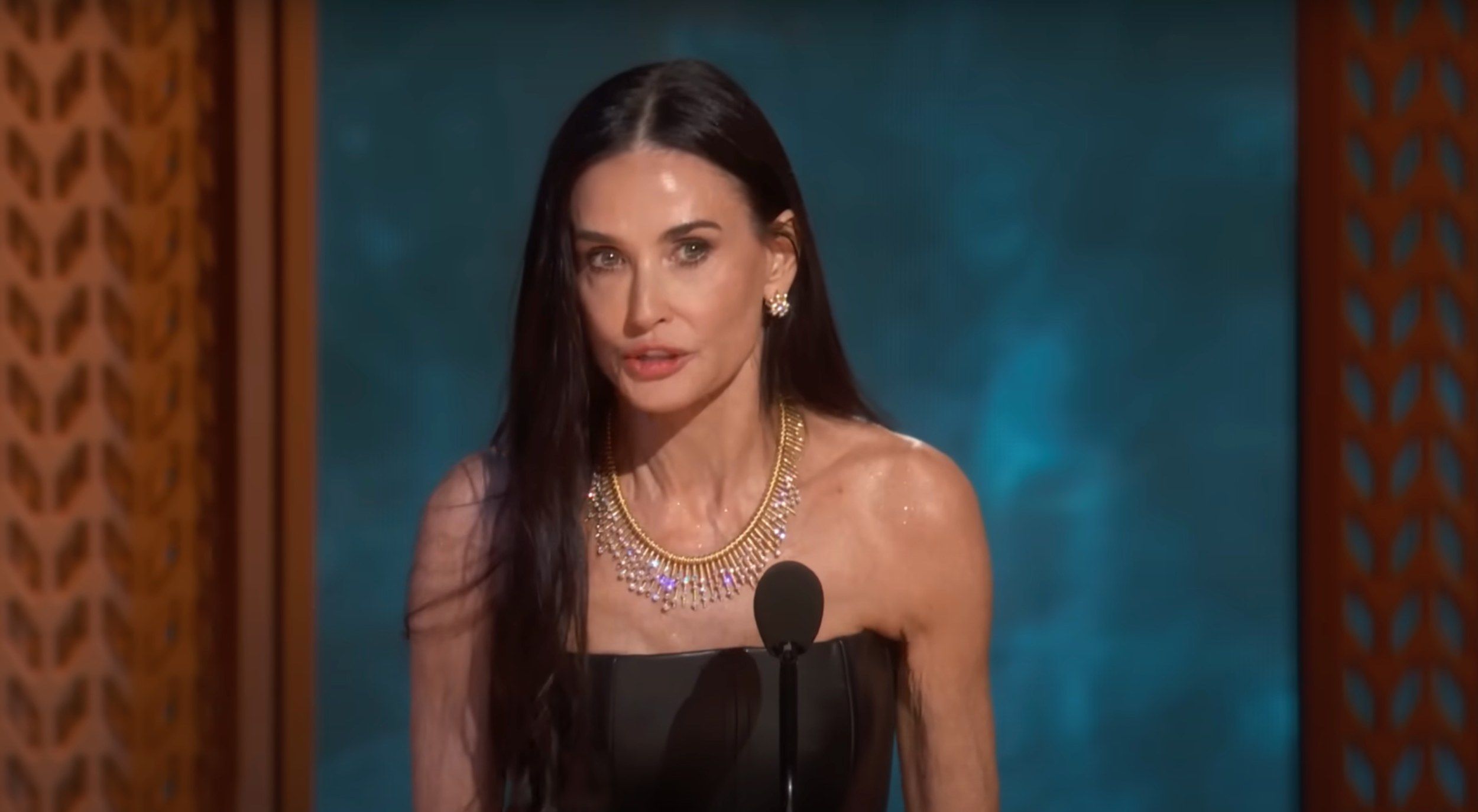 El consejo de Demi Moore a los jóvenes: "No perdáis de vista la conexión humana"