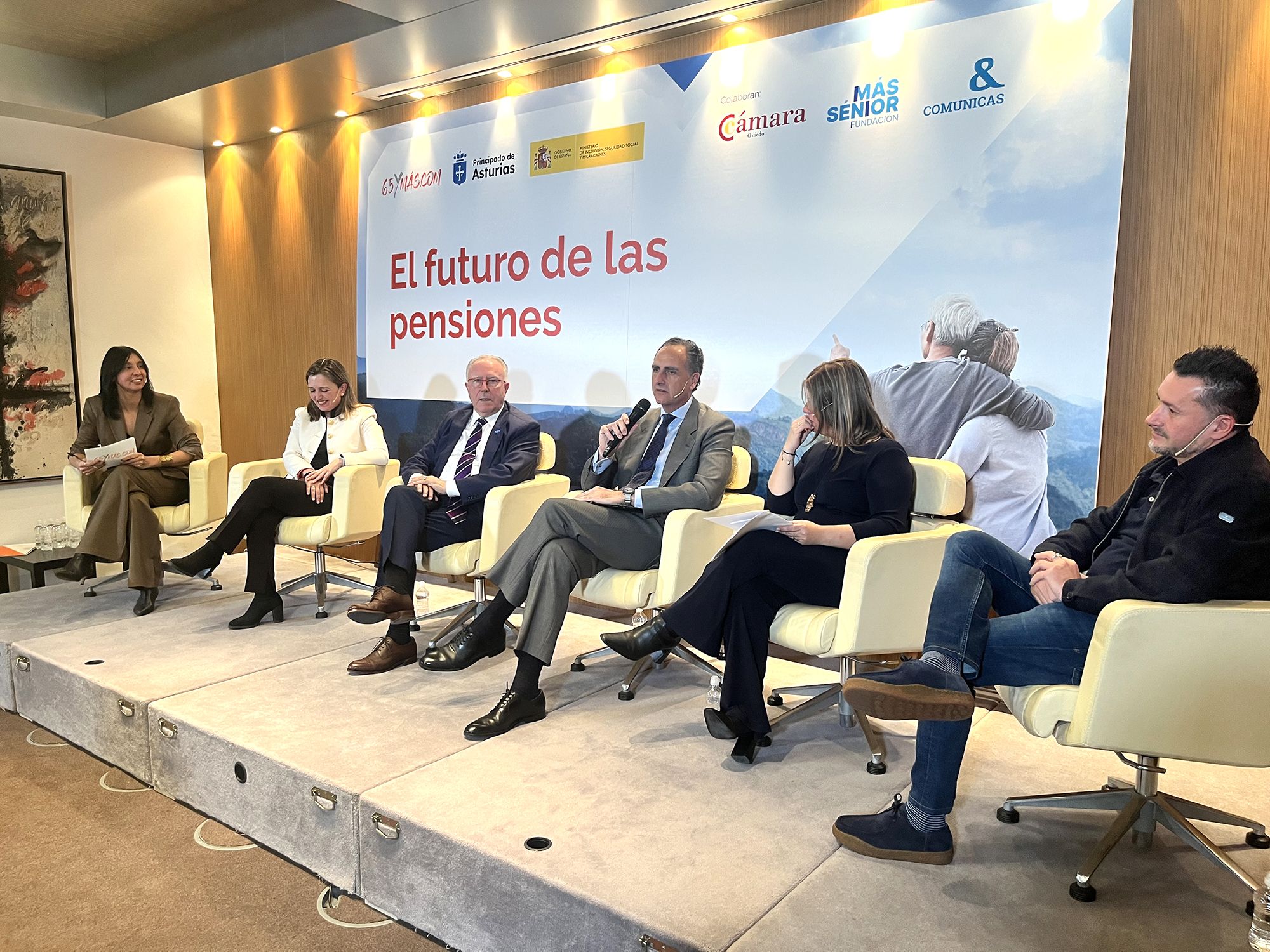 Hacen falta más ingresos y ahorro privado para reforzar las pensiones, advierten los expertos