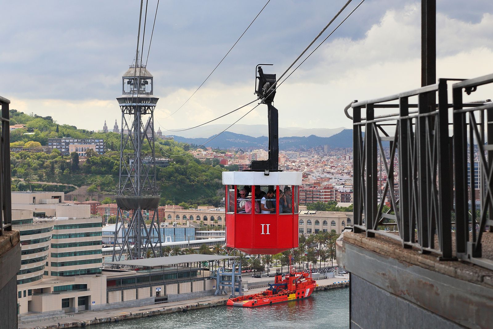 Los teleféricos con las vistas más impresionantes de España