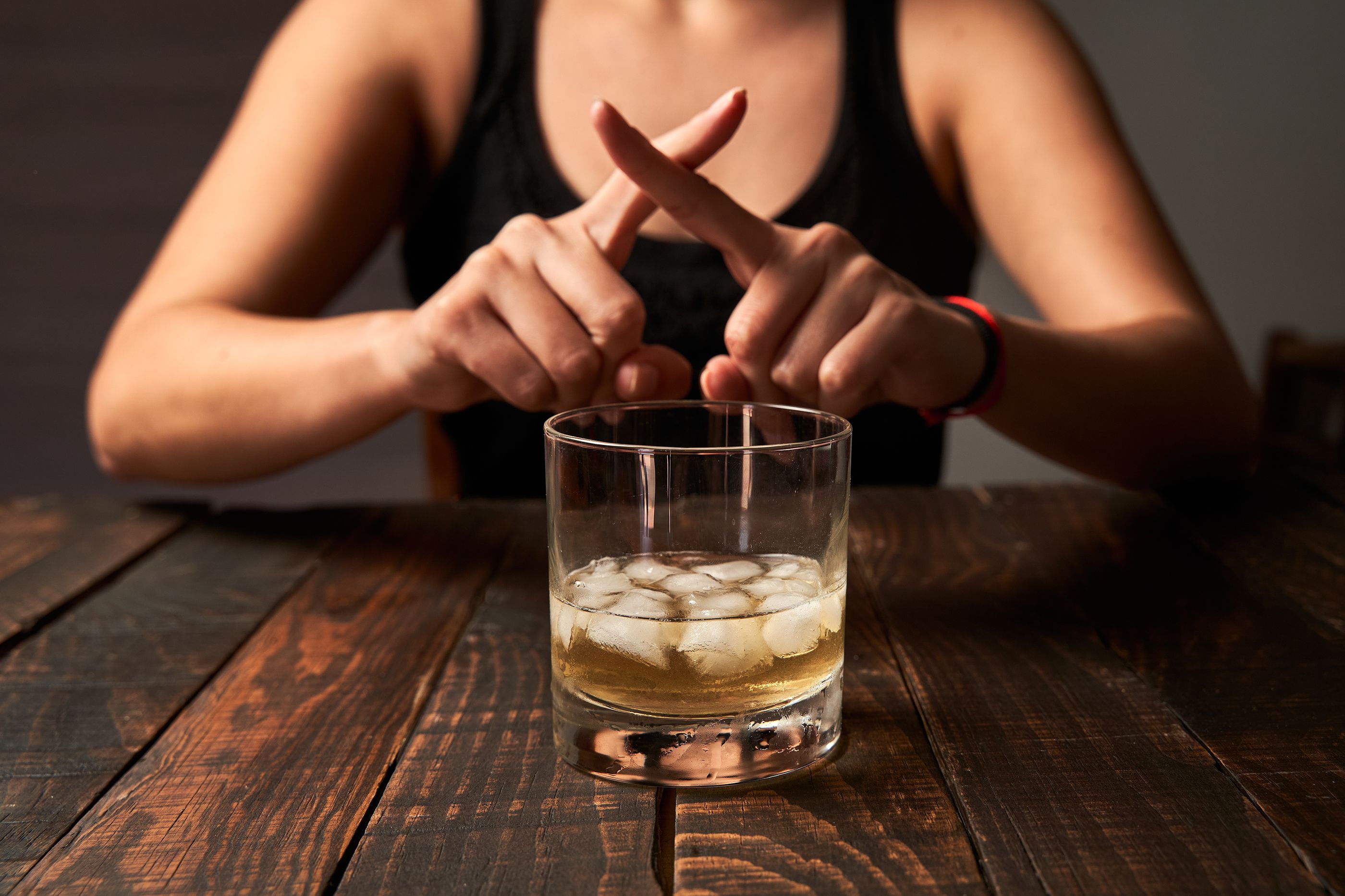 El ansia de alcohol podría reducirse cambiando la microbiota intestinal